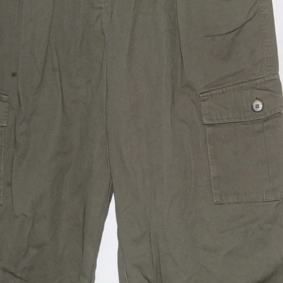 Venus Woman’s Olive Green Cargo Tie-Hem Utility Crop Pants — Size 14 - Picture 6 of 12